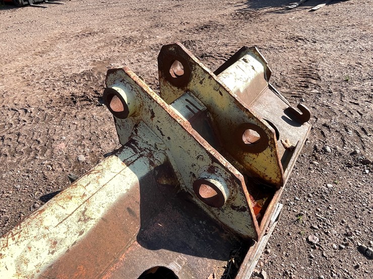 #8207-•-excavator-bucket-image-8