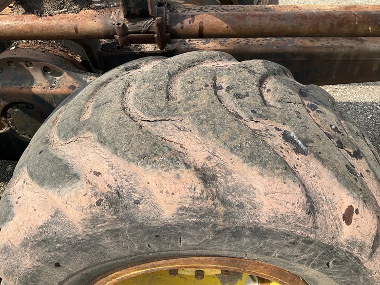2006-deere-1010d-image-12