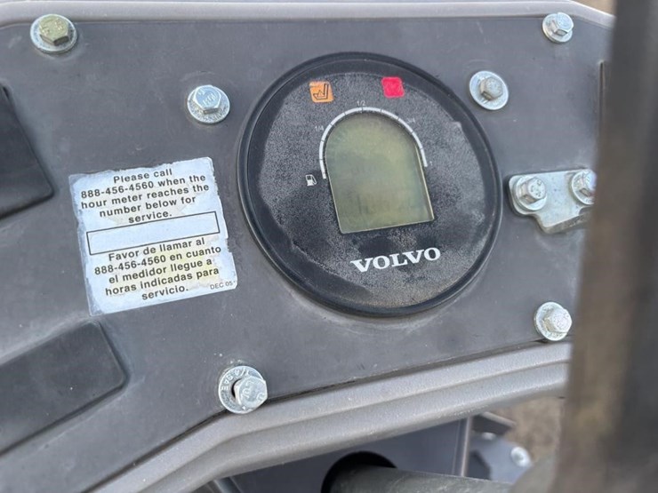 2018-volvo-dd25b-image-25