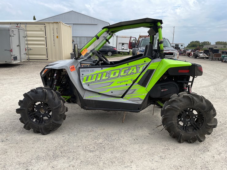 #1007-•-2017-arctic-wildcat-700-4x4-utv-(has-wi-reg.-card)-image-8