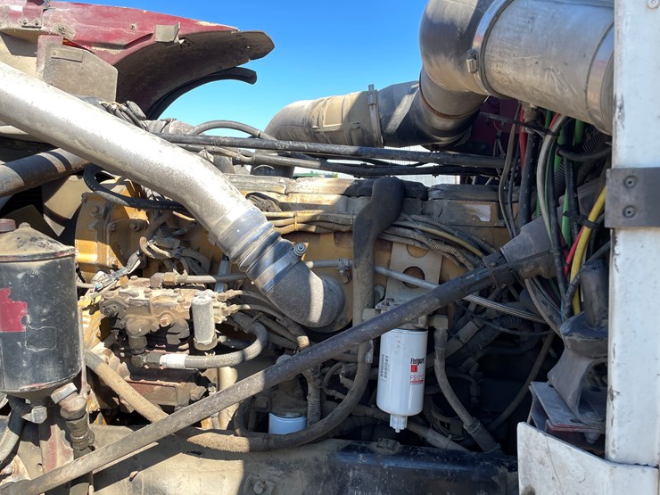 1999-freightliner-108sd-image-36