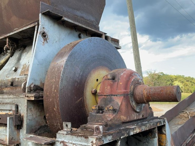 #166-•-grinder-hog-image-15
