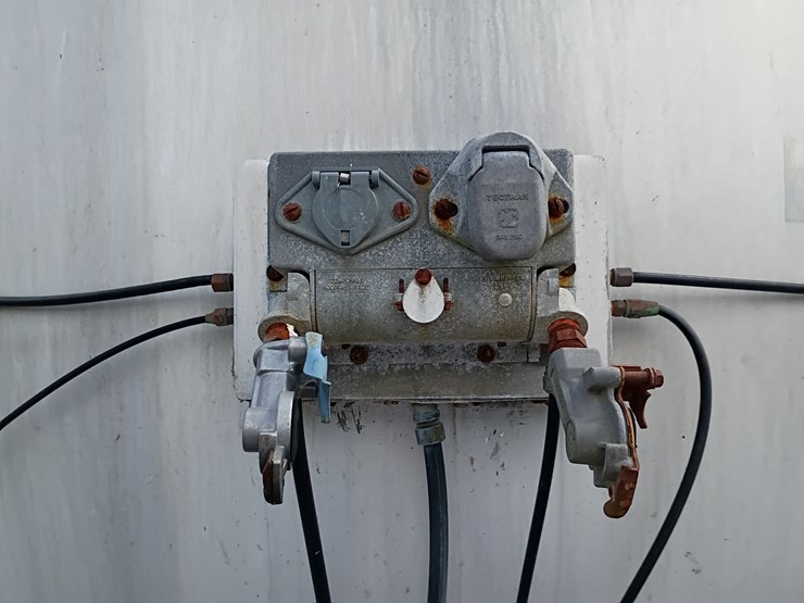 #16995-•-1984-fuel-semi-trailer-image-26