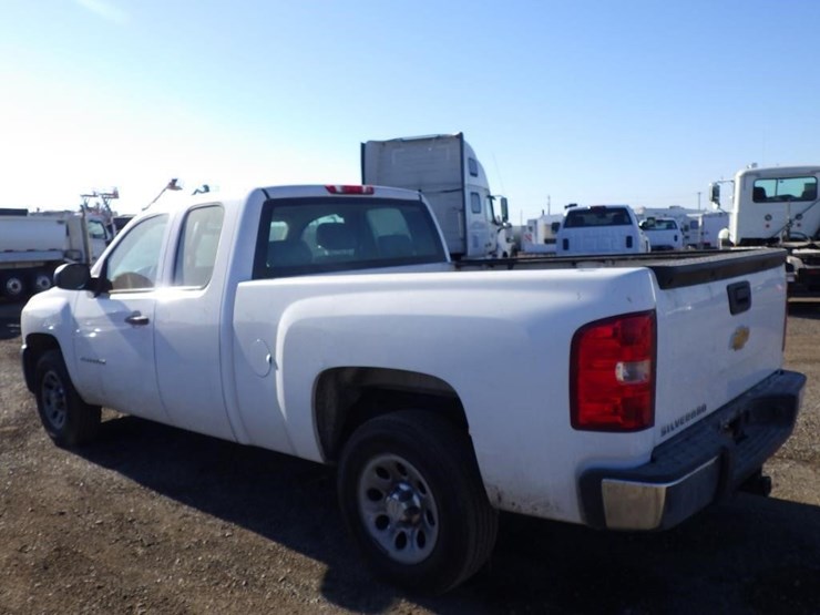 2013-chevrolet-1500-image-4