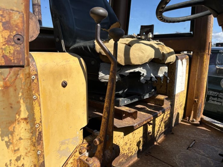 caterpillar-930-image-55