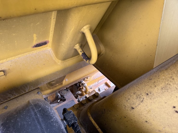 komatsu-hd465-5-image-49