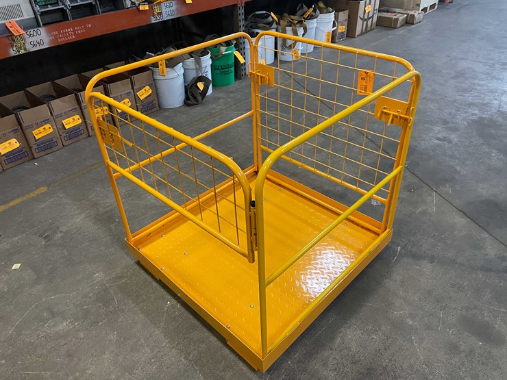 #5553-•-forklift-platform-basket-with-fork-pockets-(pr3)-image-5