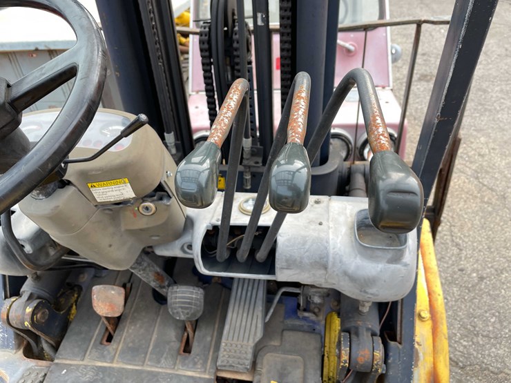 #1982-•-komatsu-forklift-(o4)-image-66