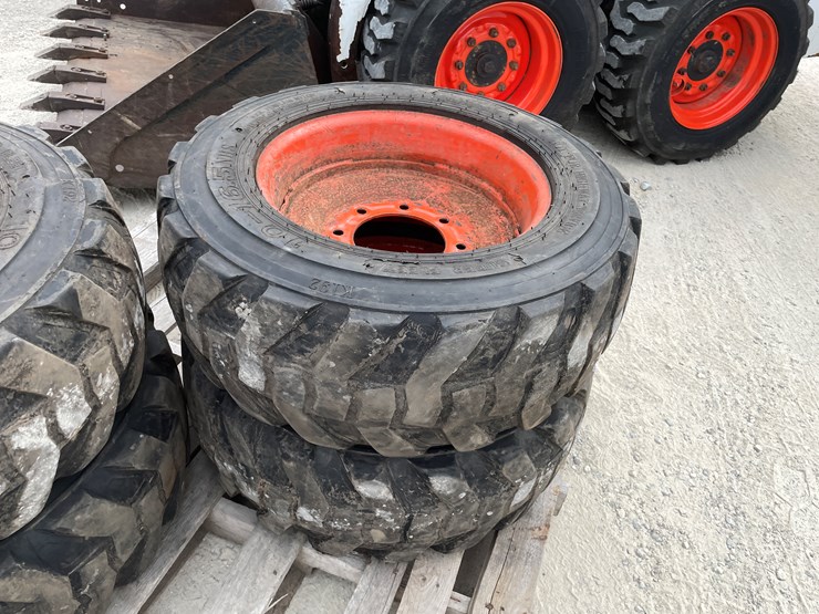 #6484-•-(4)-skidsteer-tires-and-rims-image-6