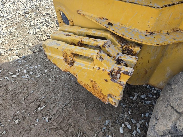 deere-324g-image-33