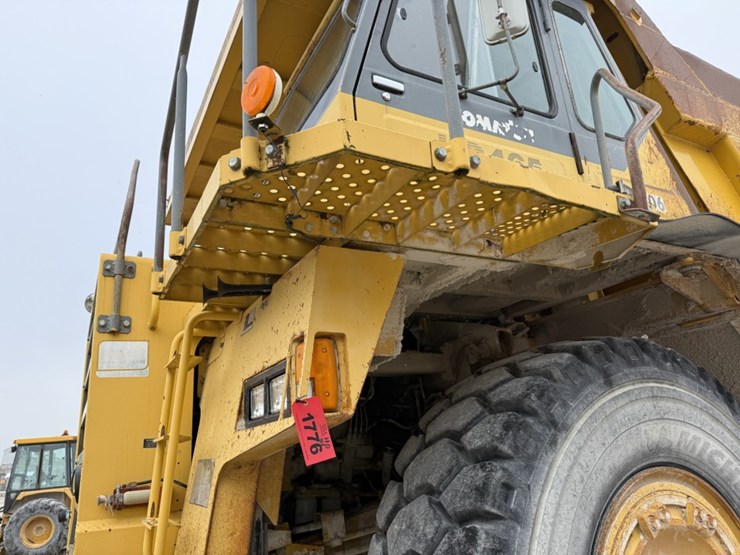 komatsu-hd465-5-image-10