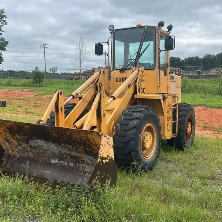 #1400 • 1985 Clark 45GMC Wheel Loader