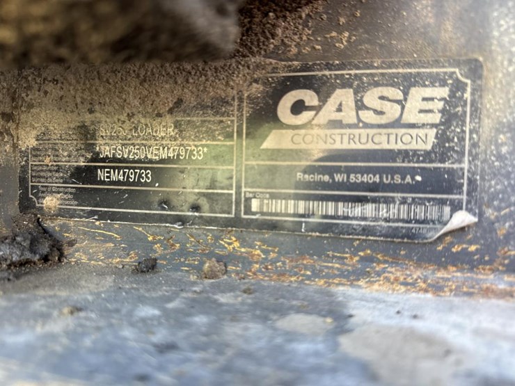 2015-case-sv250-image-58