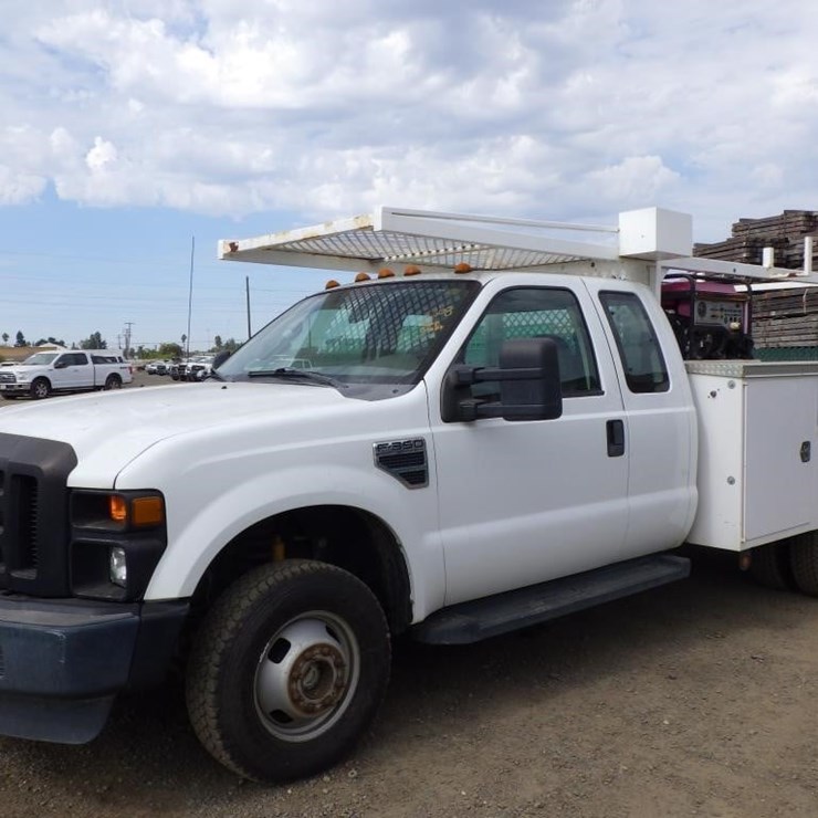 2010 FORD F350