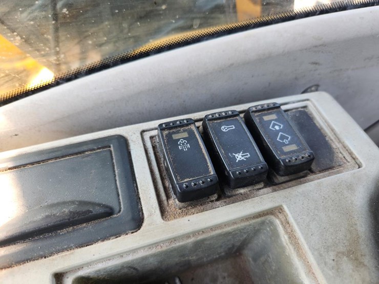 deere-160g-lc-image-52