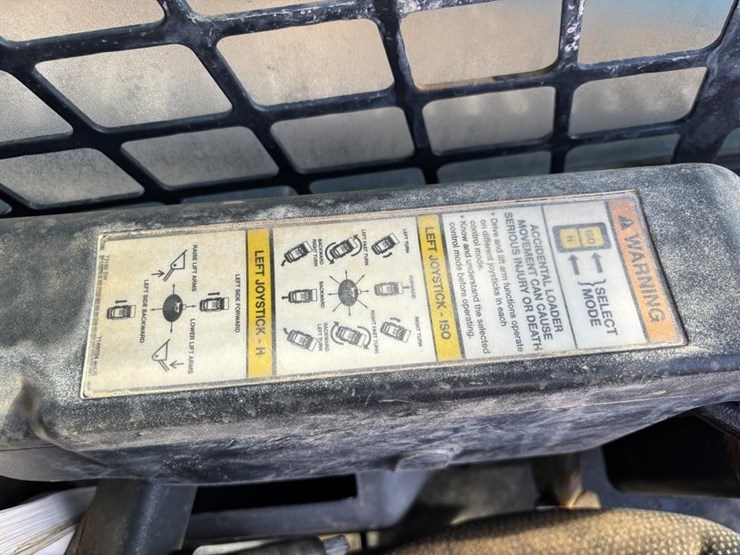 2021-bobcat-t770-image-24