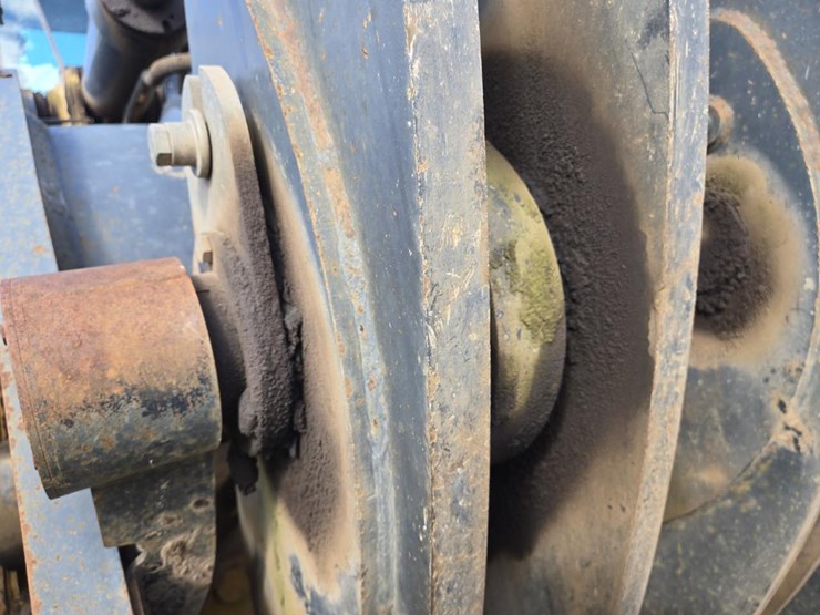 2007-deere-844j-image-15