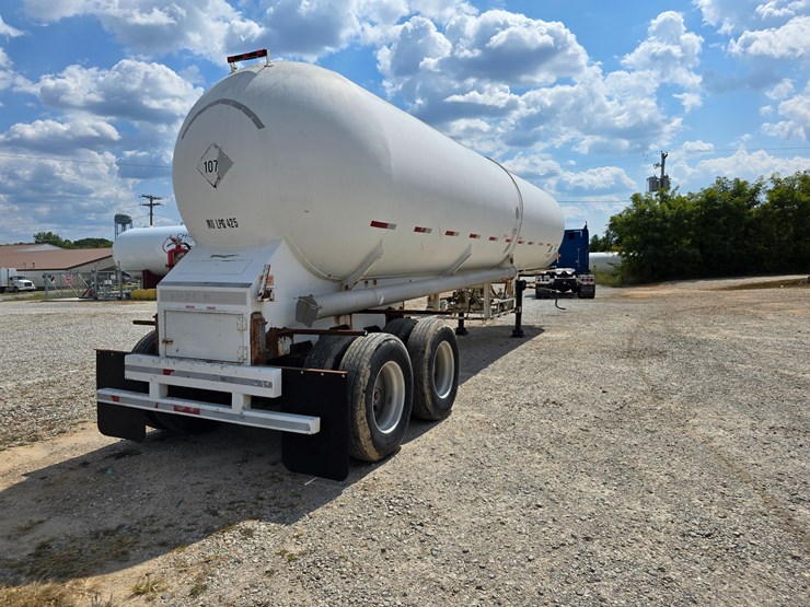 #16593-•-1970-mississippi-tank-company-gas-tank-trailers-image-31
