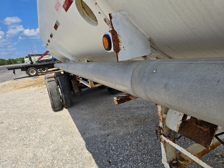 #16593-•-1970-mississippi-tank-company-gas-tank-trailers-image-76