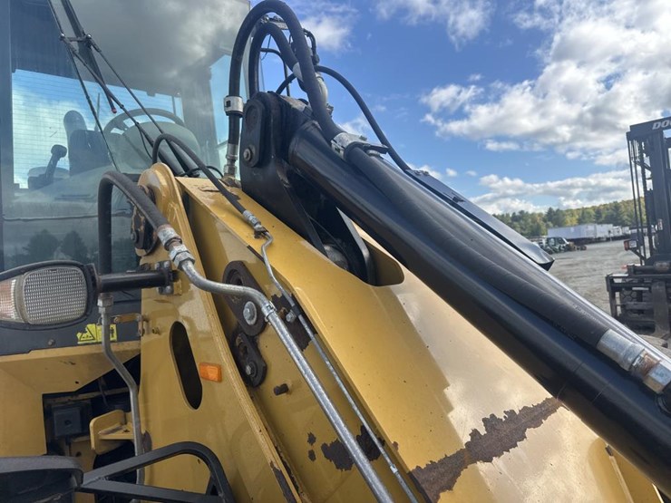 caterpillar-930h-image-18
