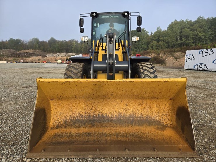 2019-deere-344l-image-8