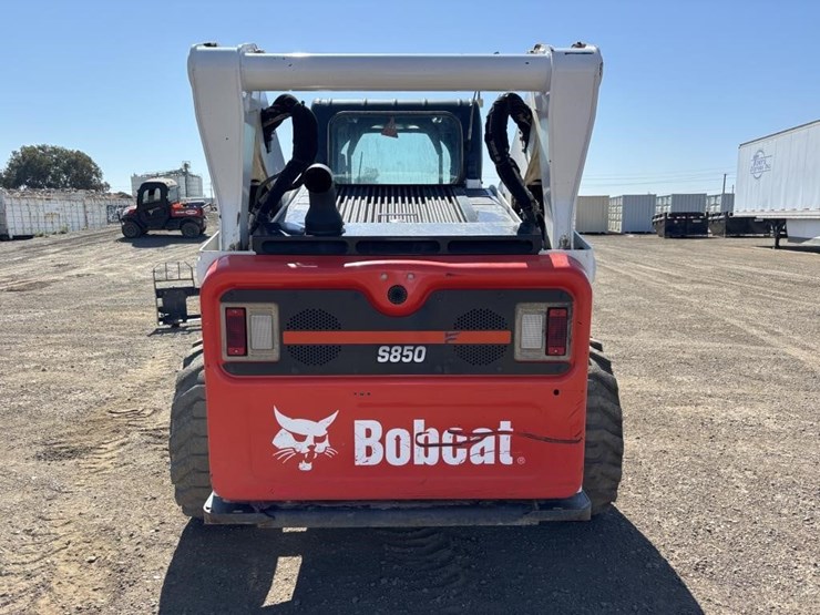 2022-bobcat-s850-image-8