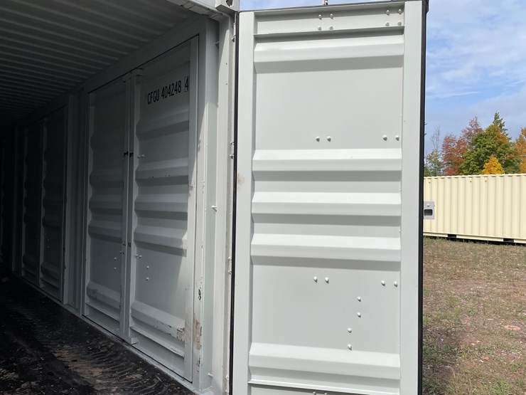 #8108-•-40'-high-cube-multi-door-container-image-9