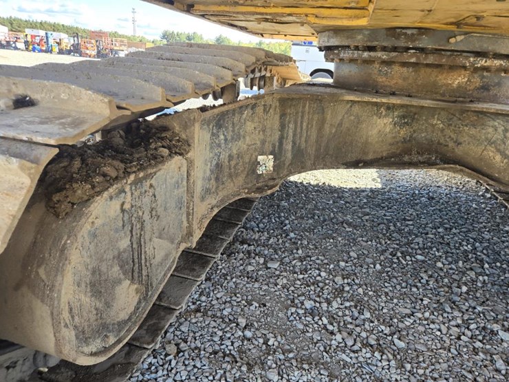 komatsu-pc210-lc-10-image-51