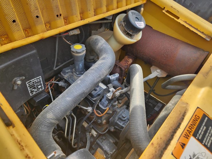 2001-new-holland-ls150-image-28