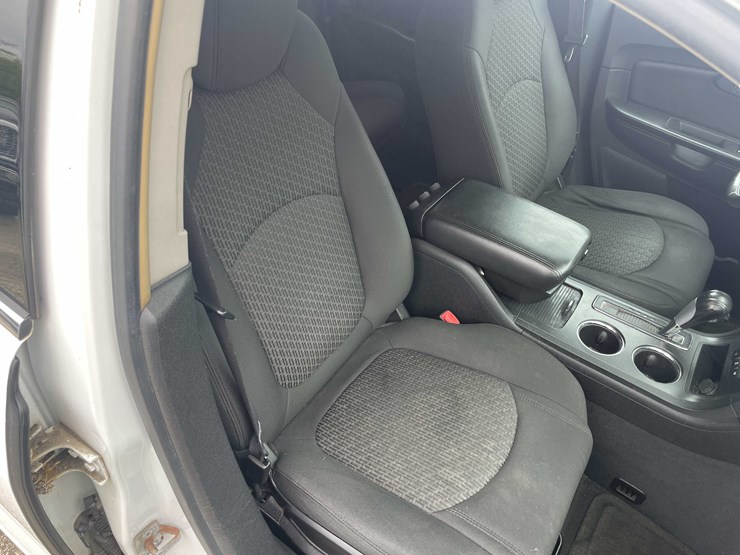 2009-chevrolet-traverse-image-85
