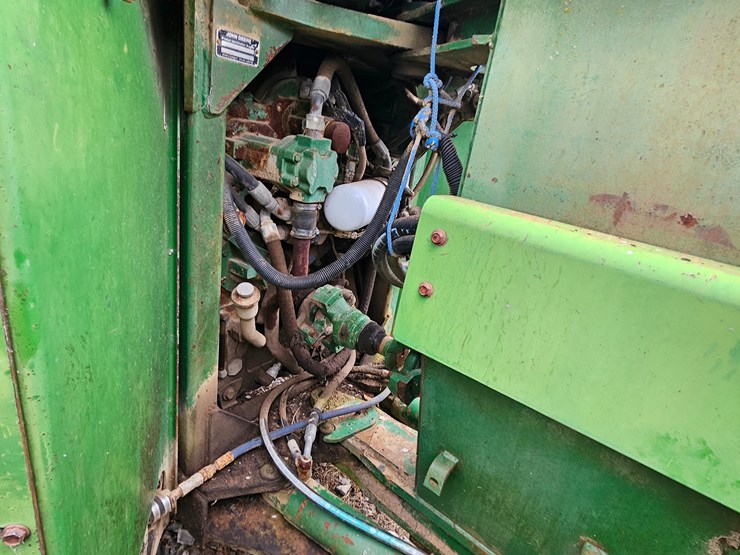 john-deere-8760-image-54