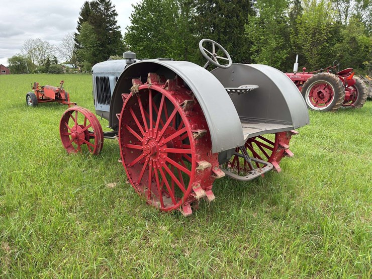 mccormick-deering-22-36-image-5