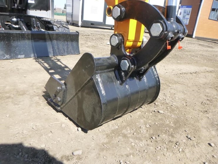 2025-vicsec-vc13-hydraulic-excavator-image-10