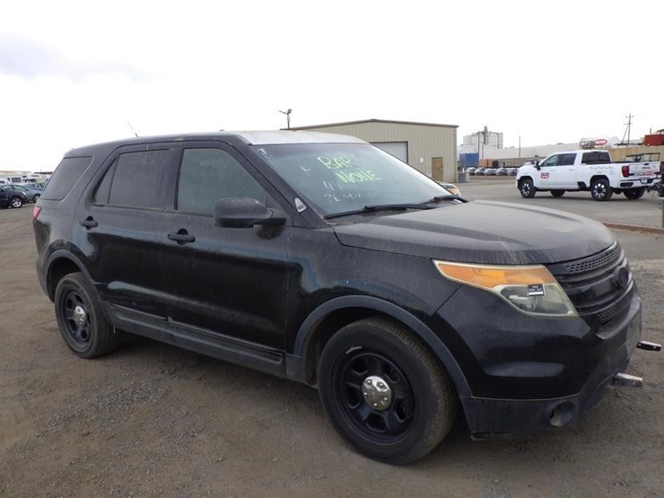 2015-ford-explorer-image-2