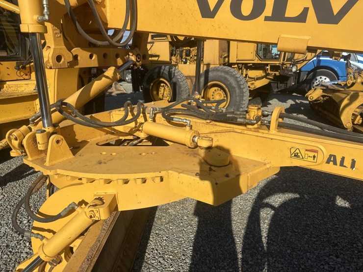 2007-volvo-g946-image-25