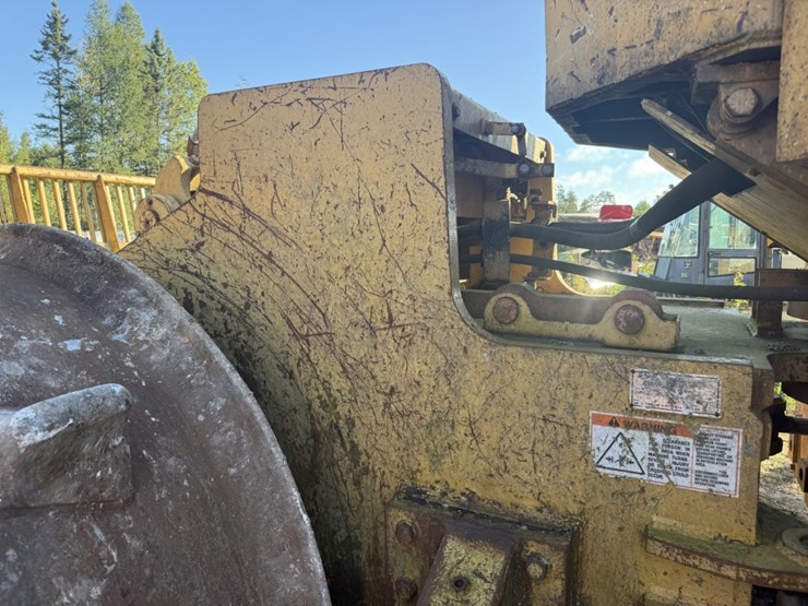 caterpillar-836-image-18