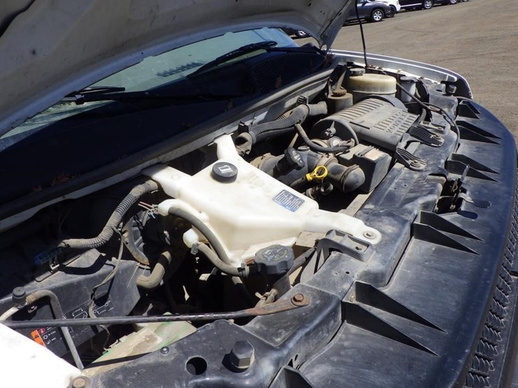 2015-chevrolet-express-2500-image-10