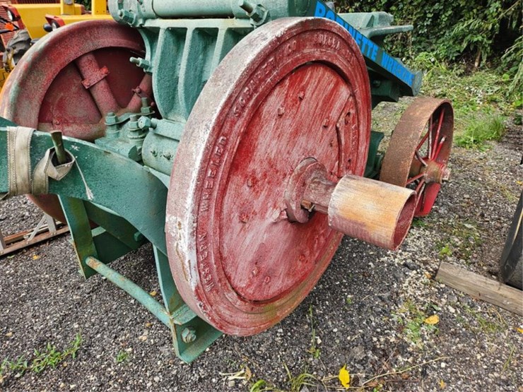 #2009-•-aurora-rock-crusher-image-10