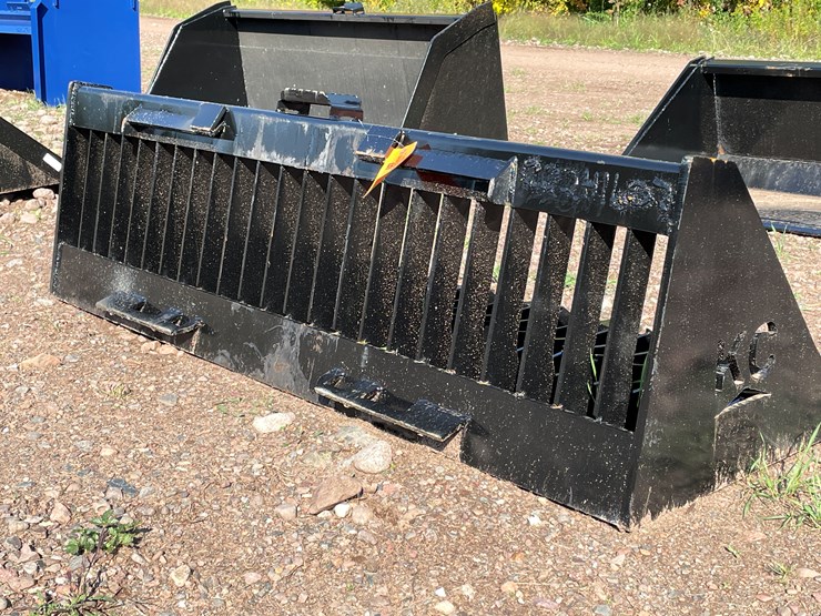 #8230-•-new-kc-72"-skid-steer-fine-skeleton-bucket-image-5