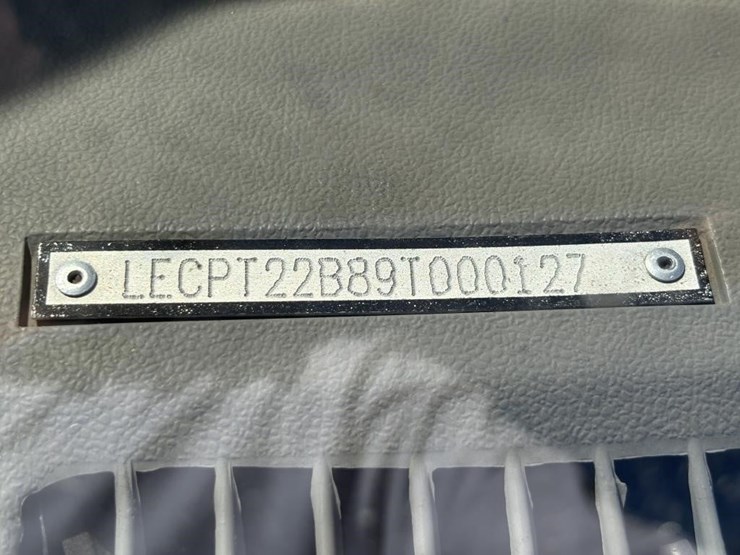 2009-miles-zx40st-image-30