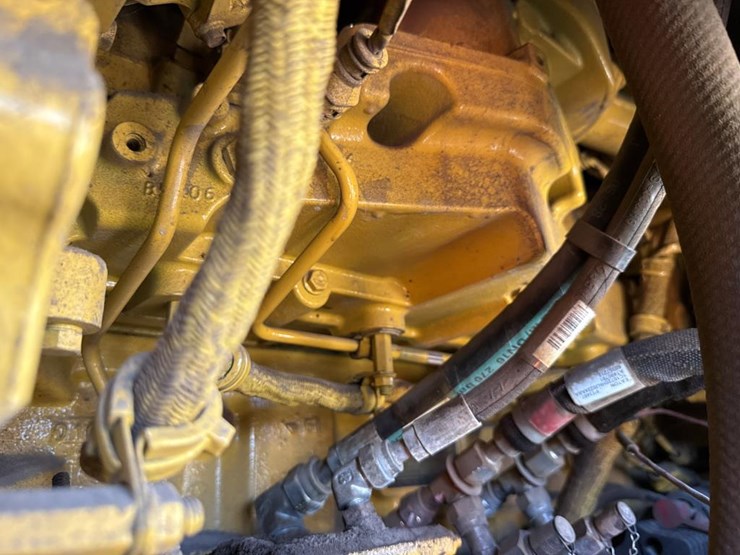 2018-deere-844k-image-47