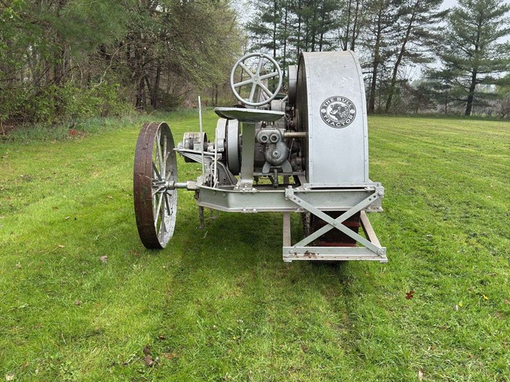 little-bull-tractor-image-3