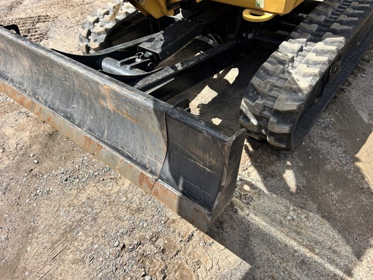 #1034-•-2023-caterpillar-302.7-cr-mini-excavator-image-13