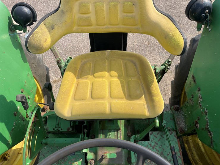 john-deere-2840-image-38