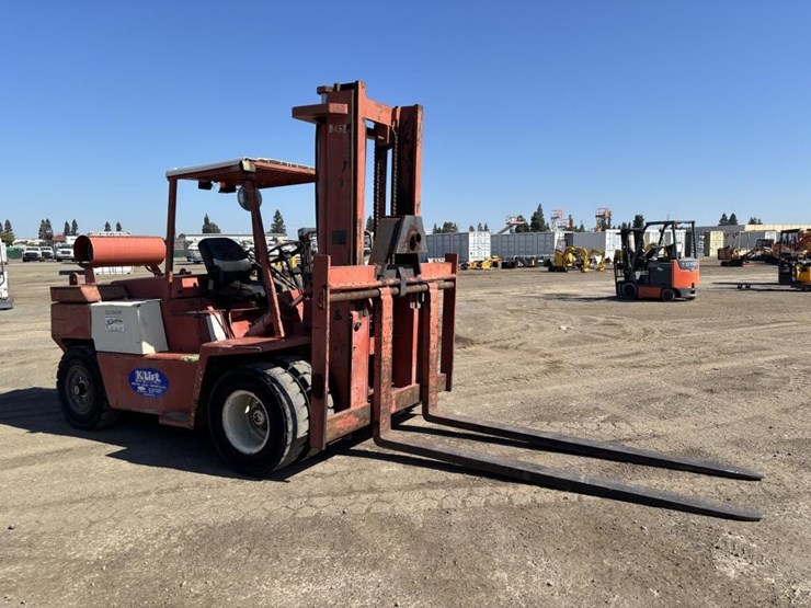 clark-gph75-forklift-image-2