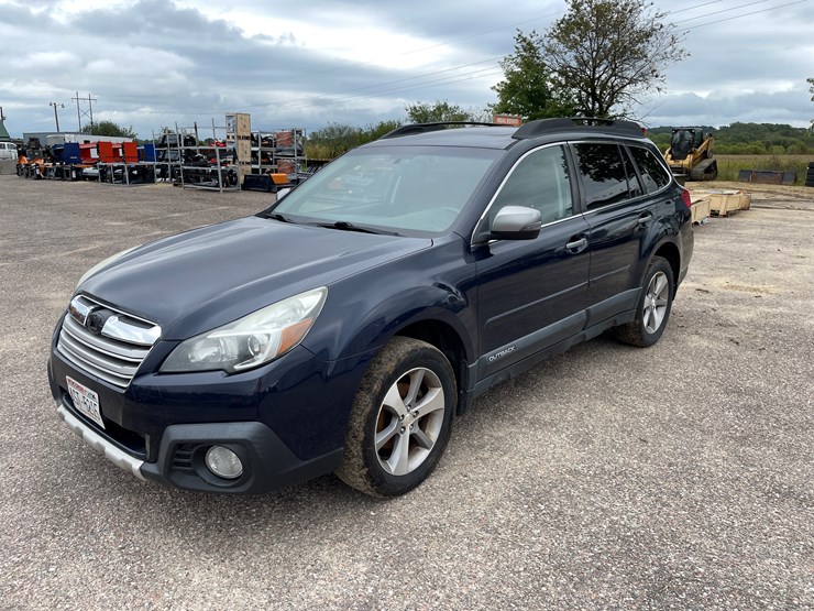 #1037-•-2014-subaru-outback-(wi-title-in-delay)-image-1