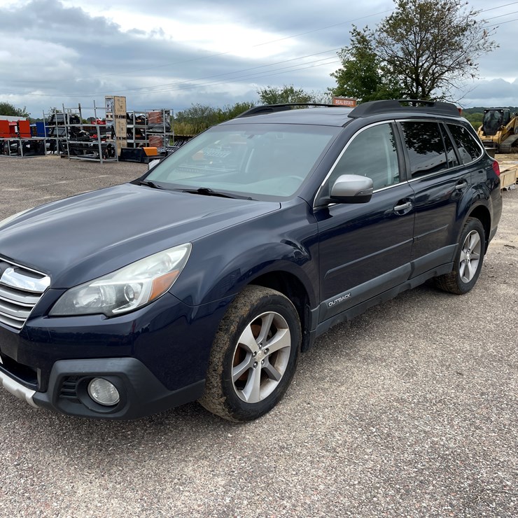 #1037 • 2014 Subaru Outback (WI Title in Delay)
