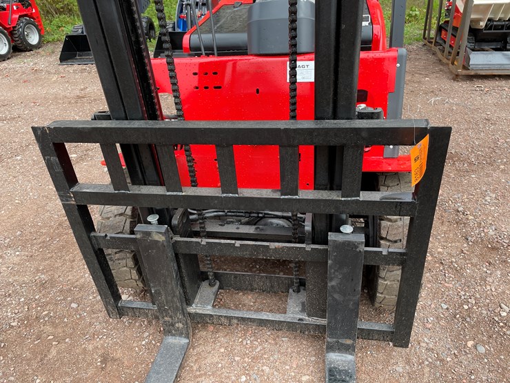 #8163-•-agt-electric-forklift-image-14