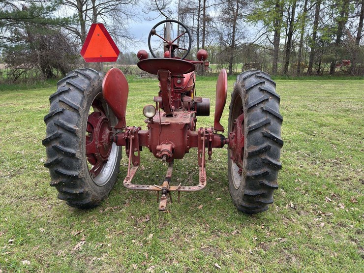 farmall-h-image-3