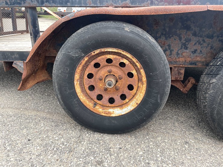 #1974-•-2015-load-trail-18'-trailer-(has-wi-title)-image-20